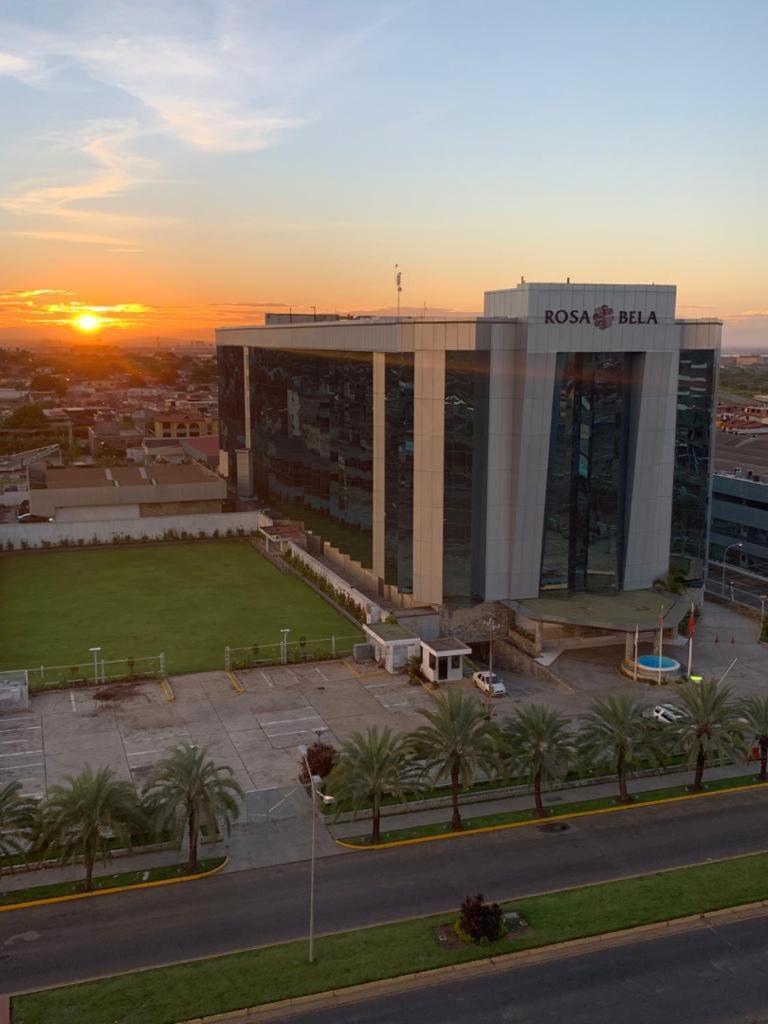 Rosa Bela Hotel & Convention Center Puerto Ordaz Kültér fotó