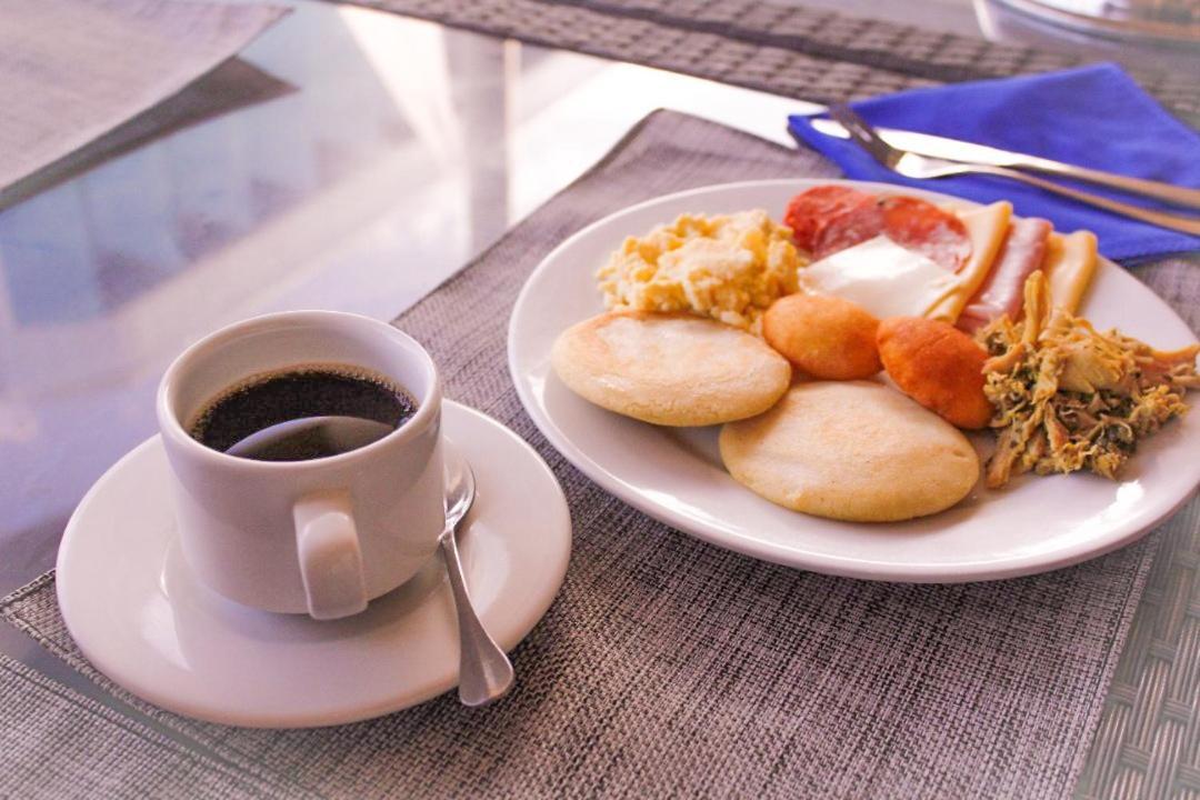 Rosa Bela Hotel & Convention Center Puerto Ordaz Kültér fotó